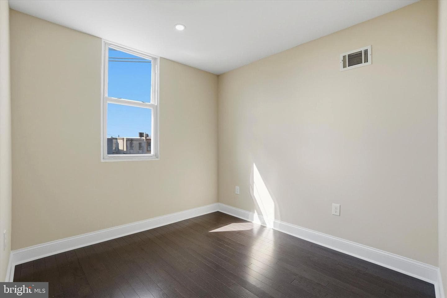 5718 Cherry Street photo 18
