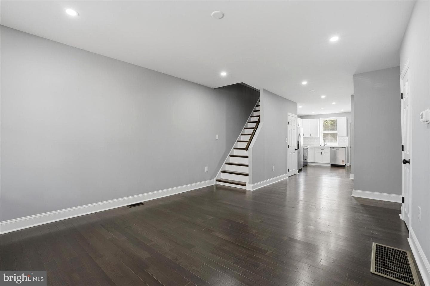 5718 Cherry Street photo 6