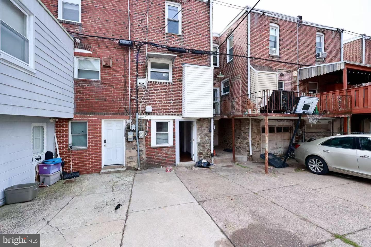 3549 Aldine Street photo 3