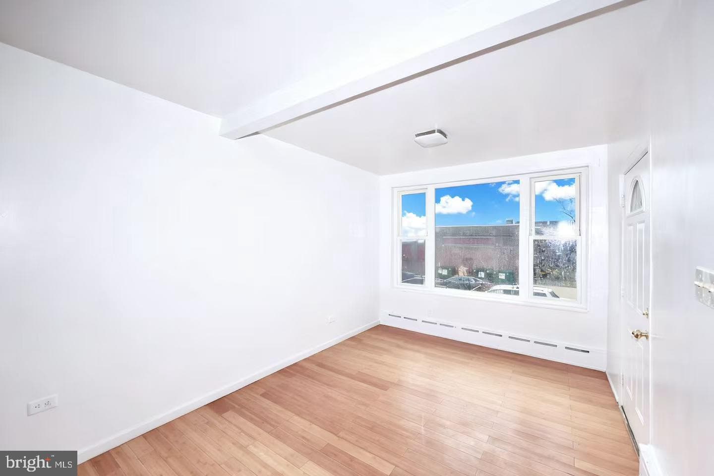 3549 Aldine Street photo 5