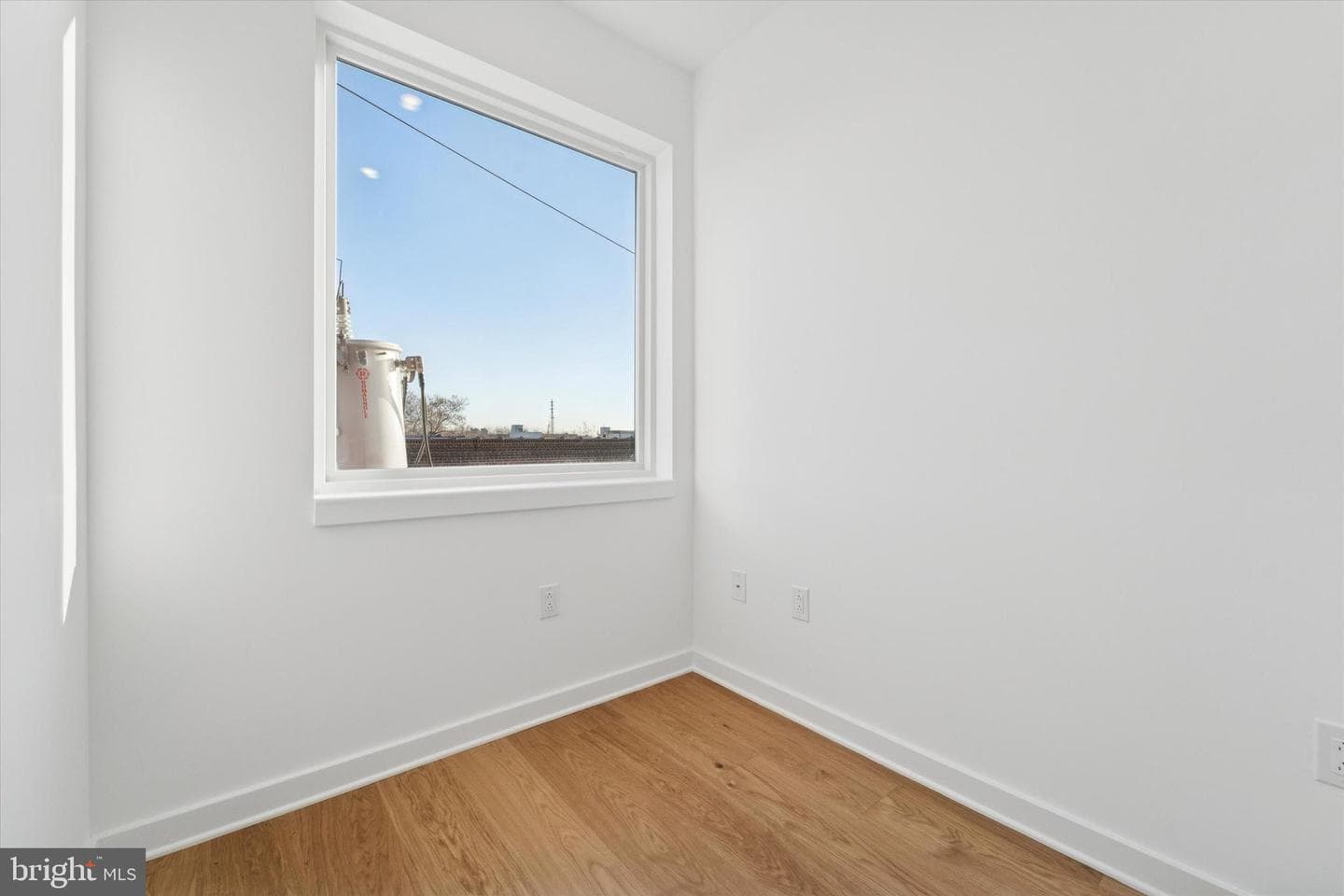 2132 E Rush Street photo 11