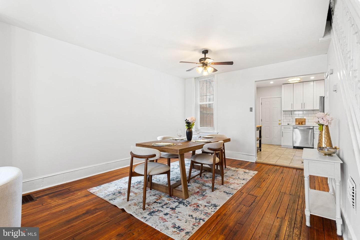 2718 W Jefferson Street photo 6