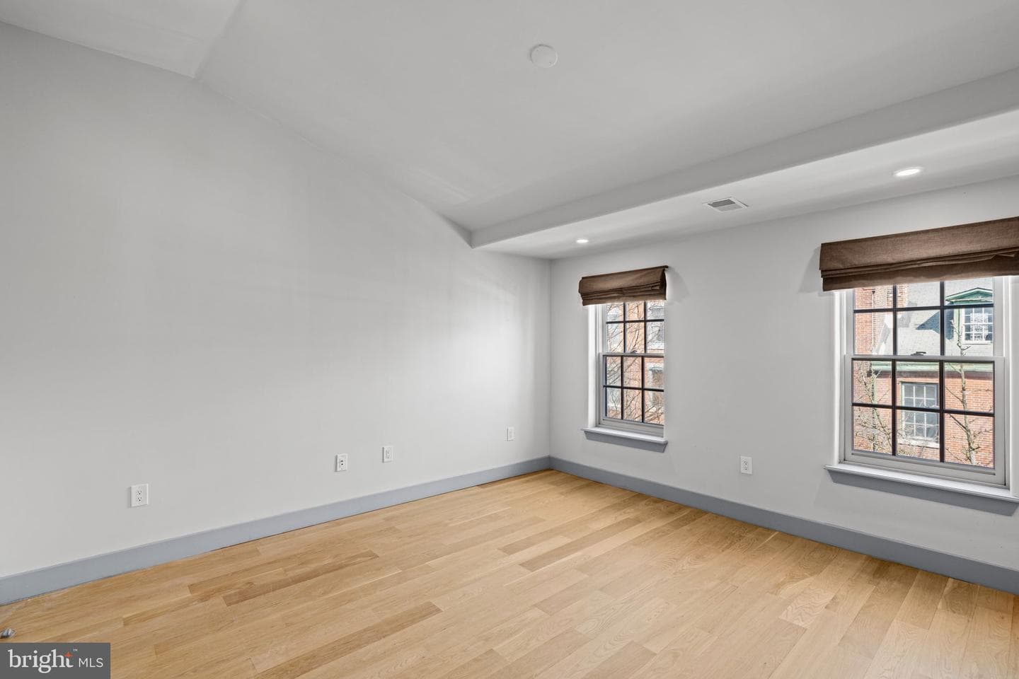 2426 Pine Street photo 29