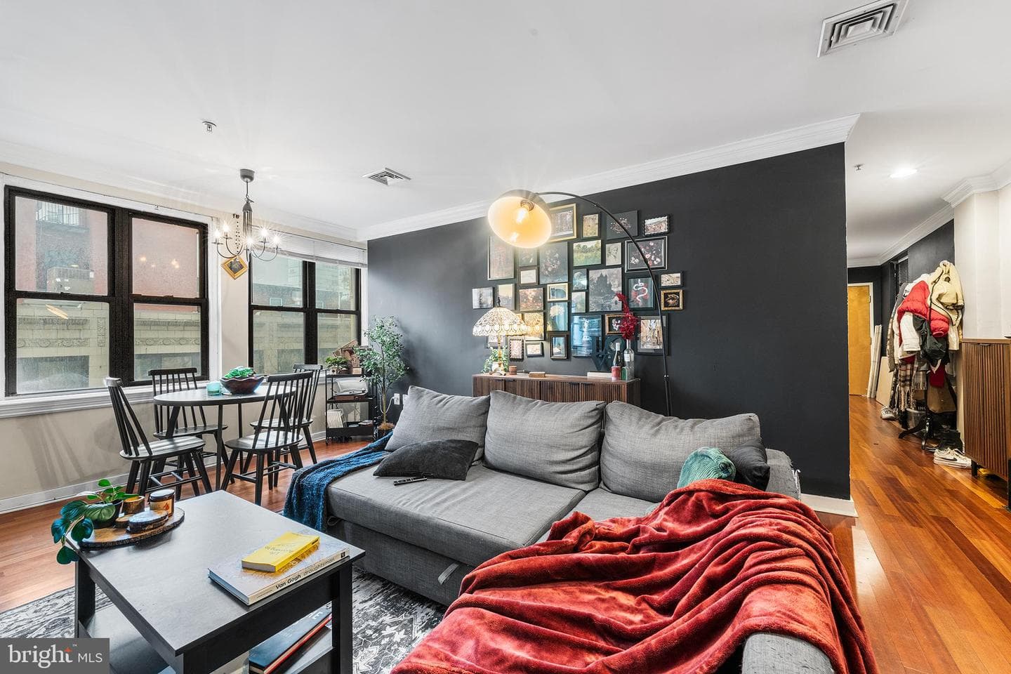 1939 Chestnut Street #2d photo 3