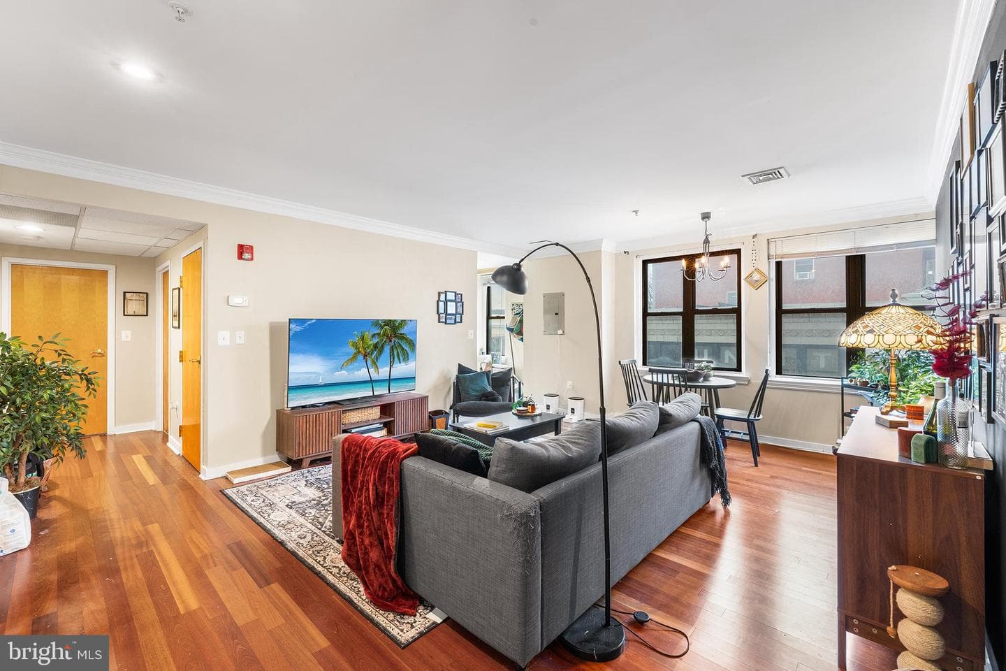 1939 Chestnut Street #2d photo 4