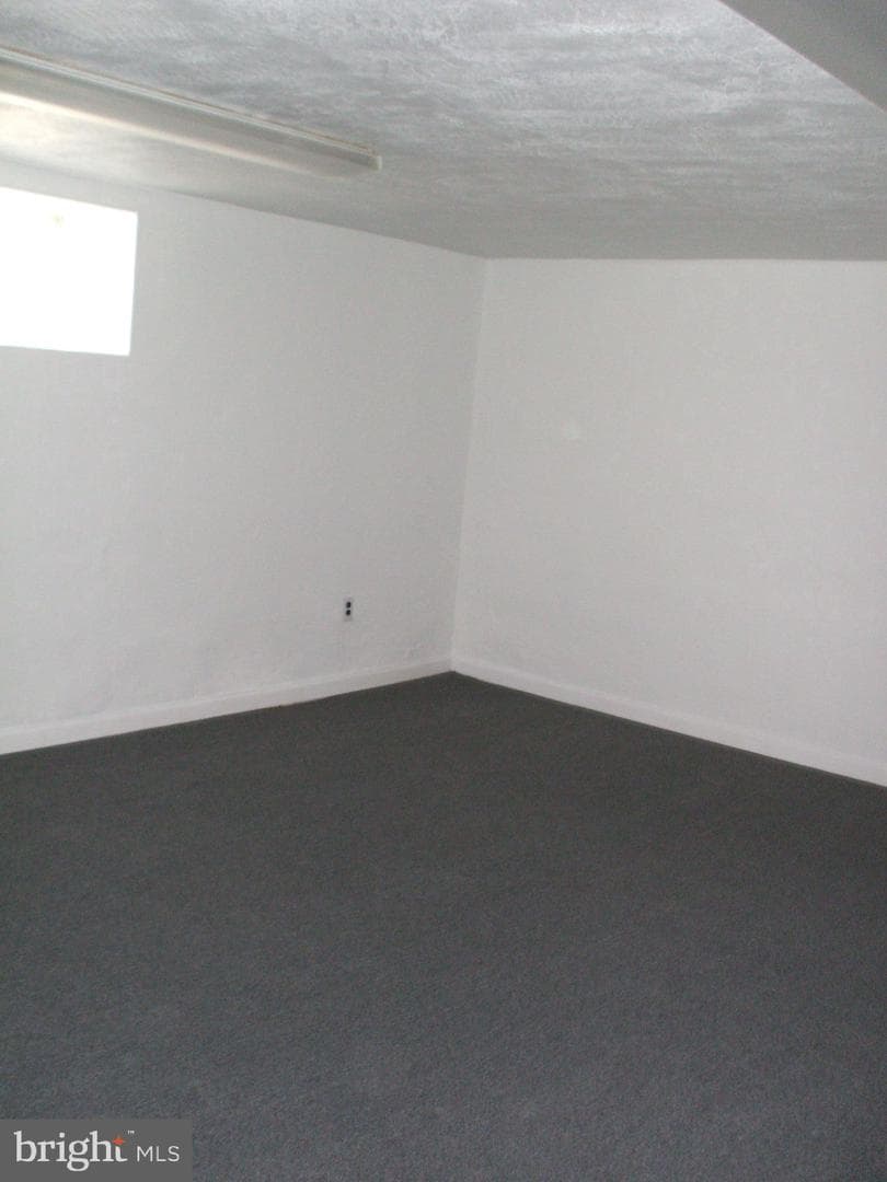 1608 Strahle Street photo 15