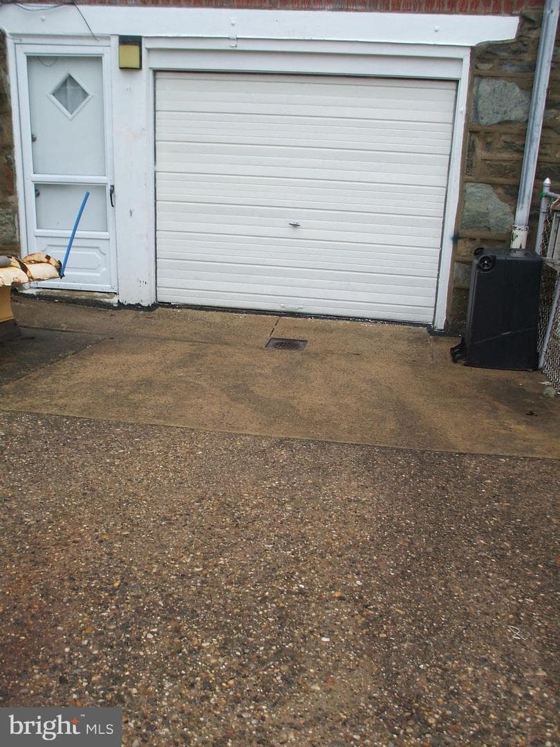 1608 Strahle Street photo 26