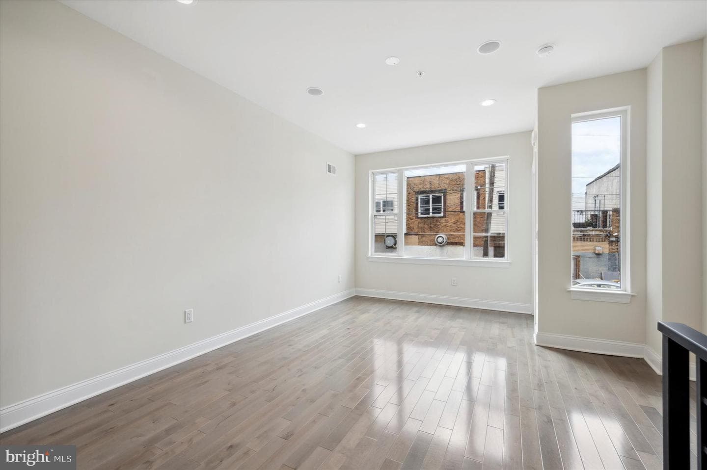 1543 S 31st Street photo 5