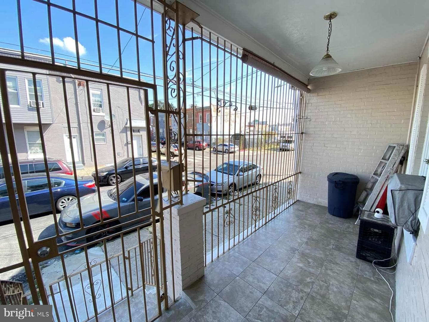538 W Pike Street photo 2