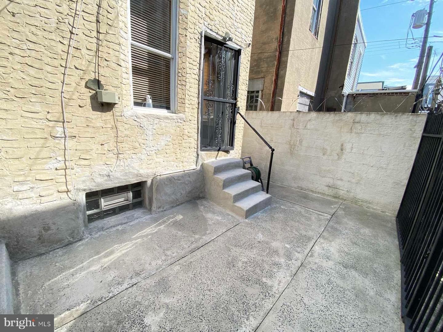 538 W Pike Street photo 29