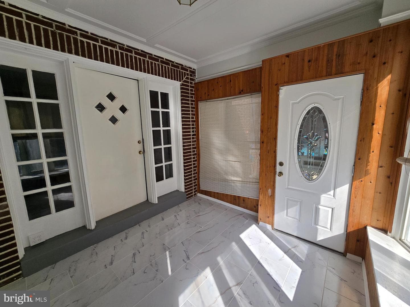 517 E Cheltenham Avenue photo 3