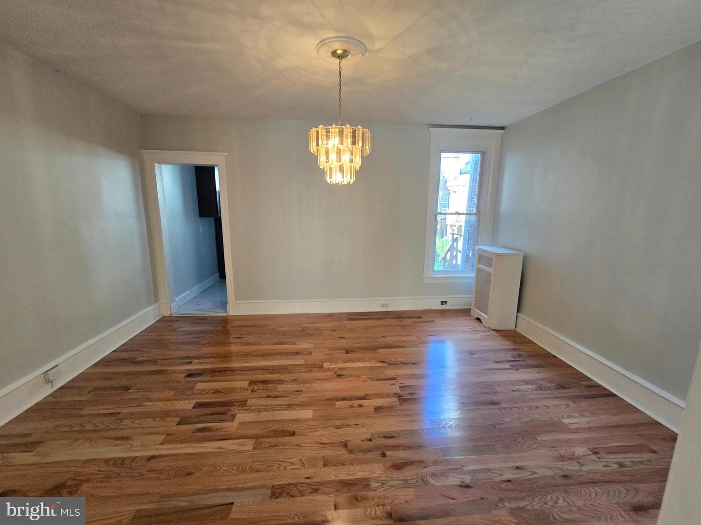 517 E Cheltenham Avenue photo 6
