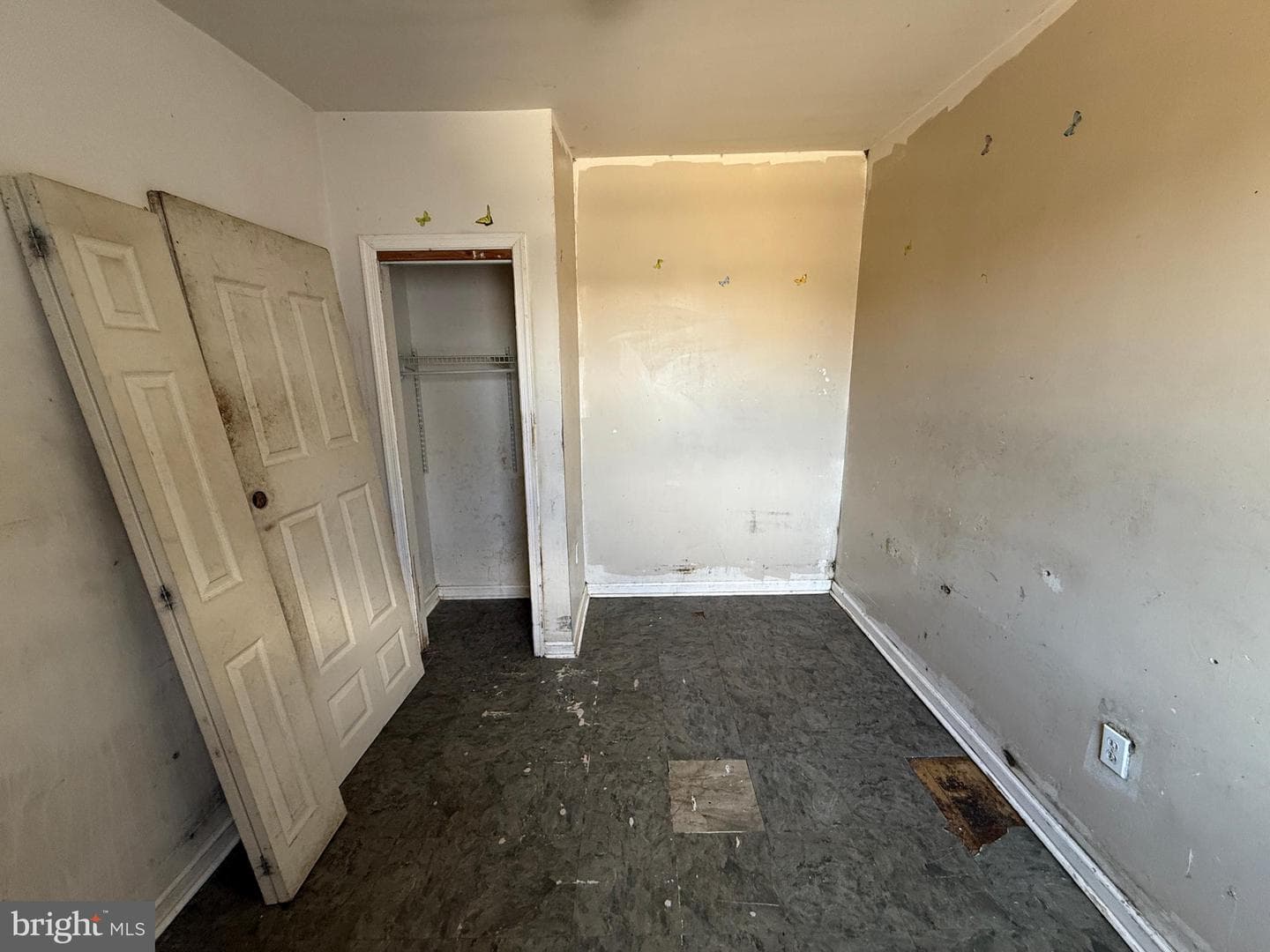 2040 N Lambert Street photo 13