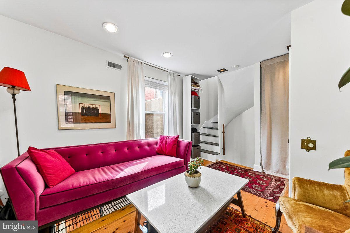 1718 Rodman Street photo 10