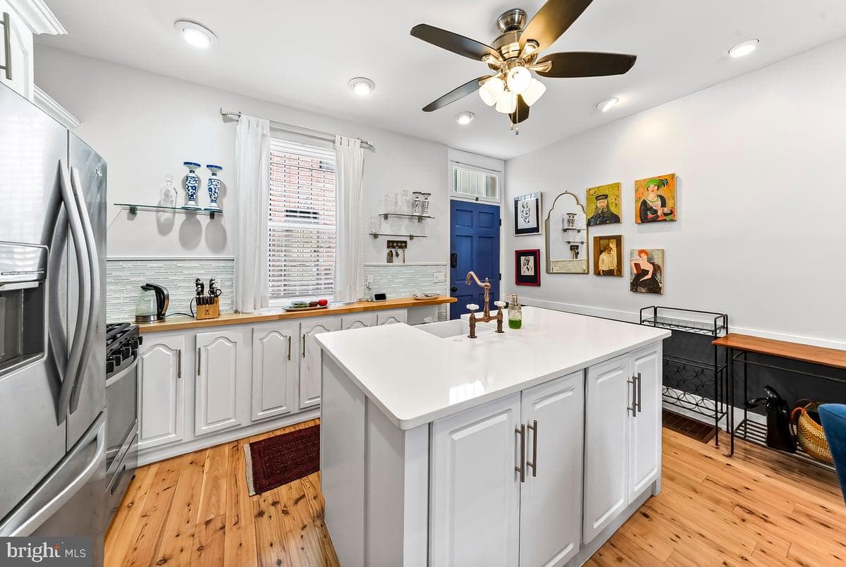 1718 Rodman Street photo 6