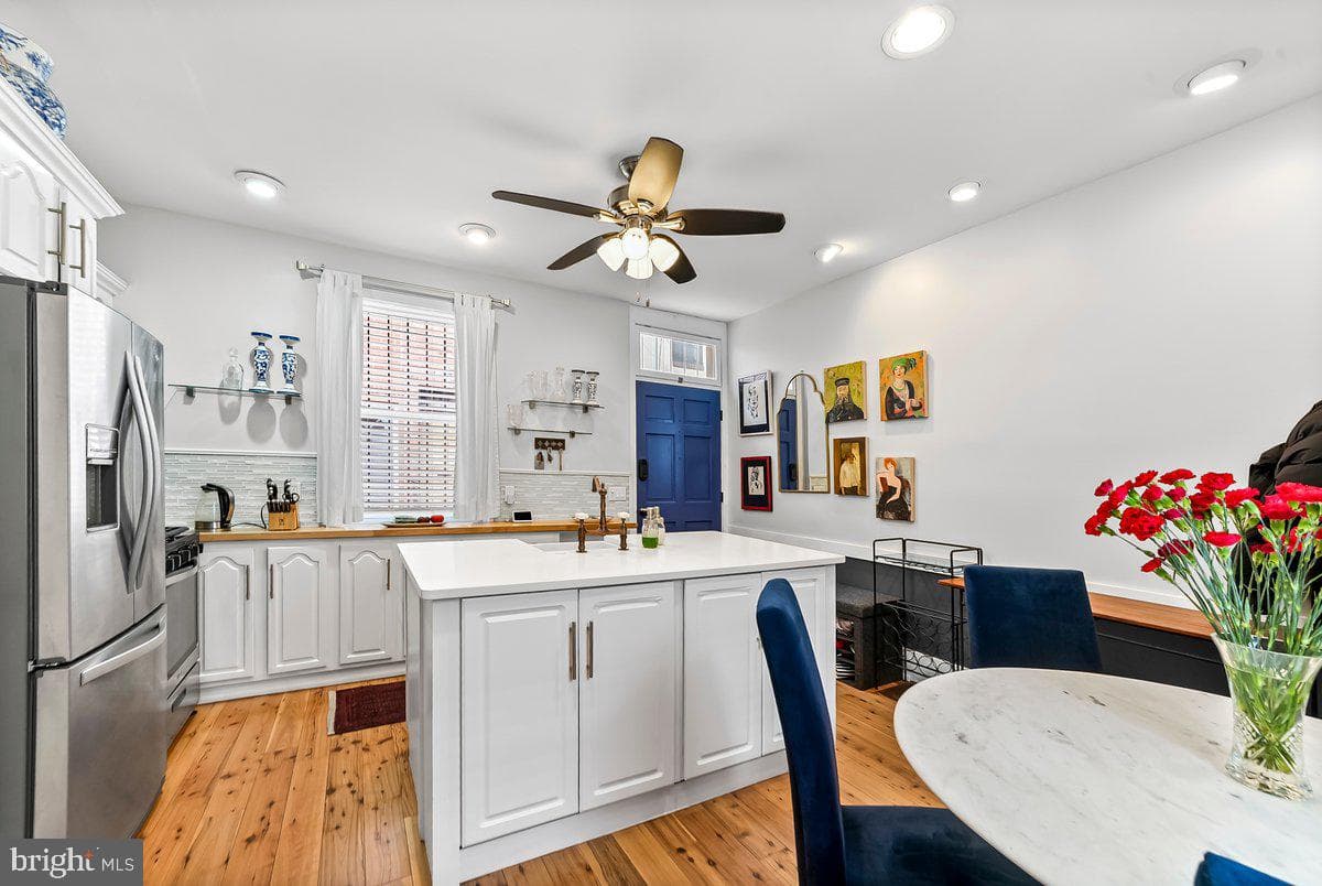 1718 Rodman Street photo 9