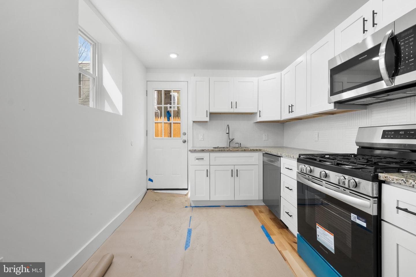 2818 Agate Street photo 18
