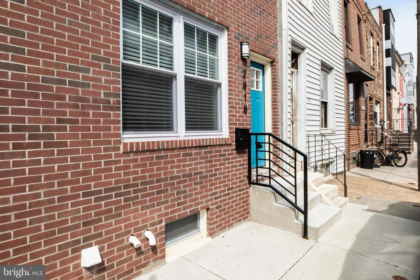 2818 Agate Street photo 3