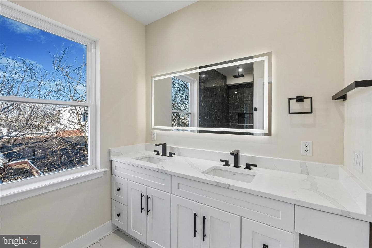 2625 Wilder Street photo 24