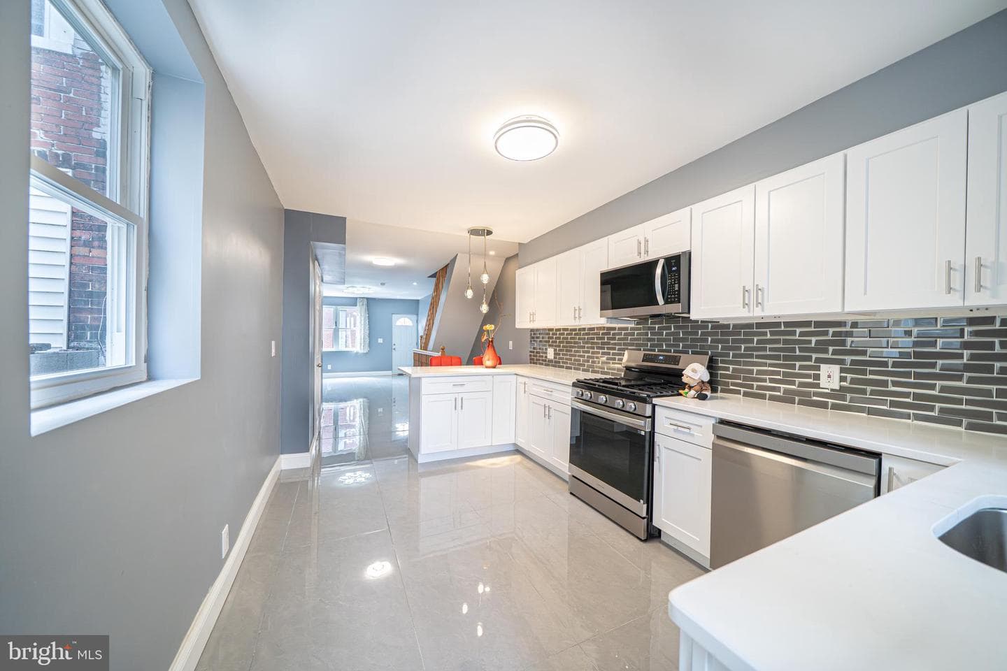 1221 S 24th Street photo 8