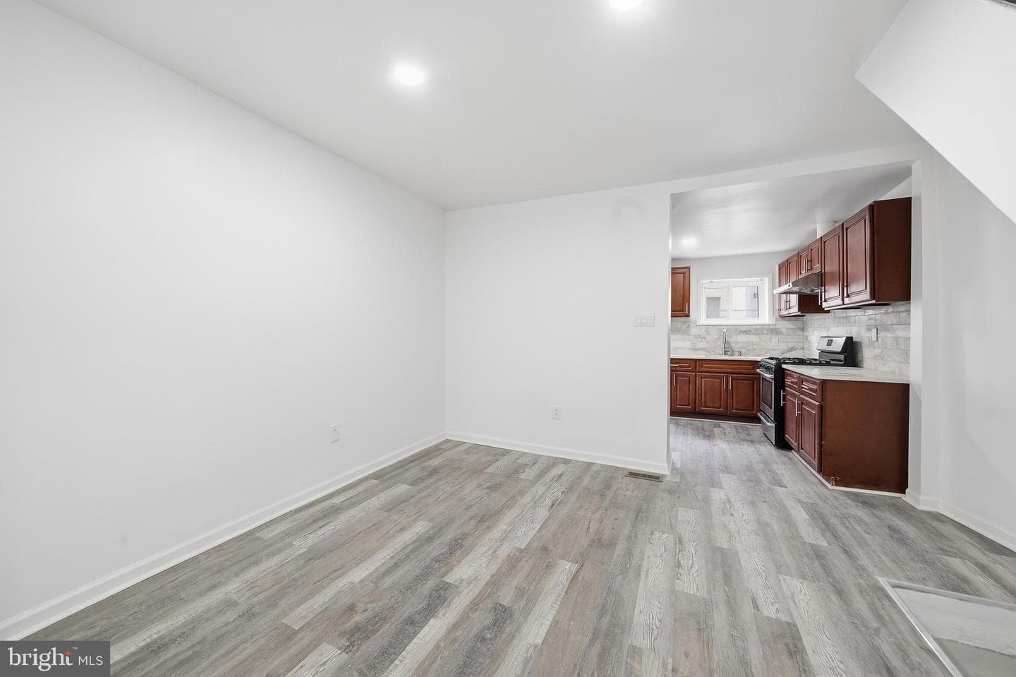 1625 S Marston Street photo 7