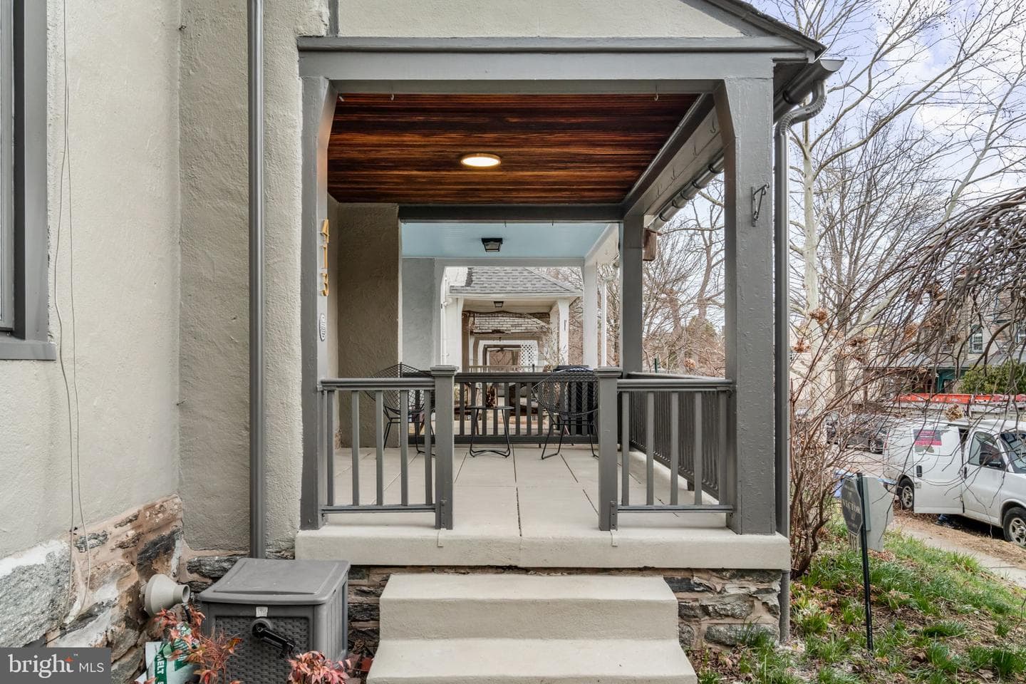 413 W Durham Street photo 9