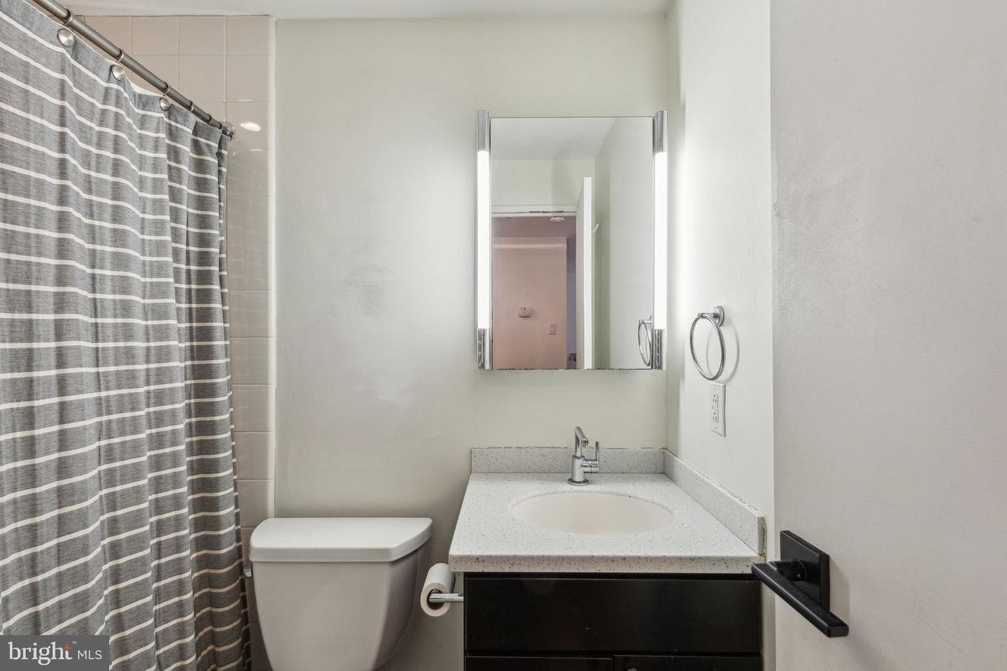 219 S 18th Street #1422 photo 15