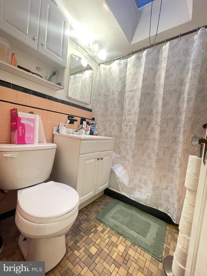 1245 Hale Street photo 11