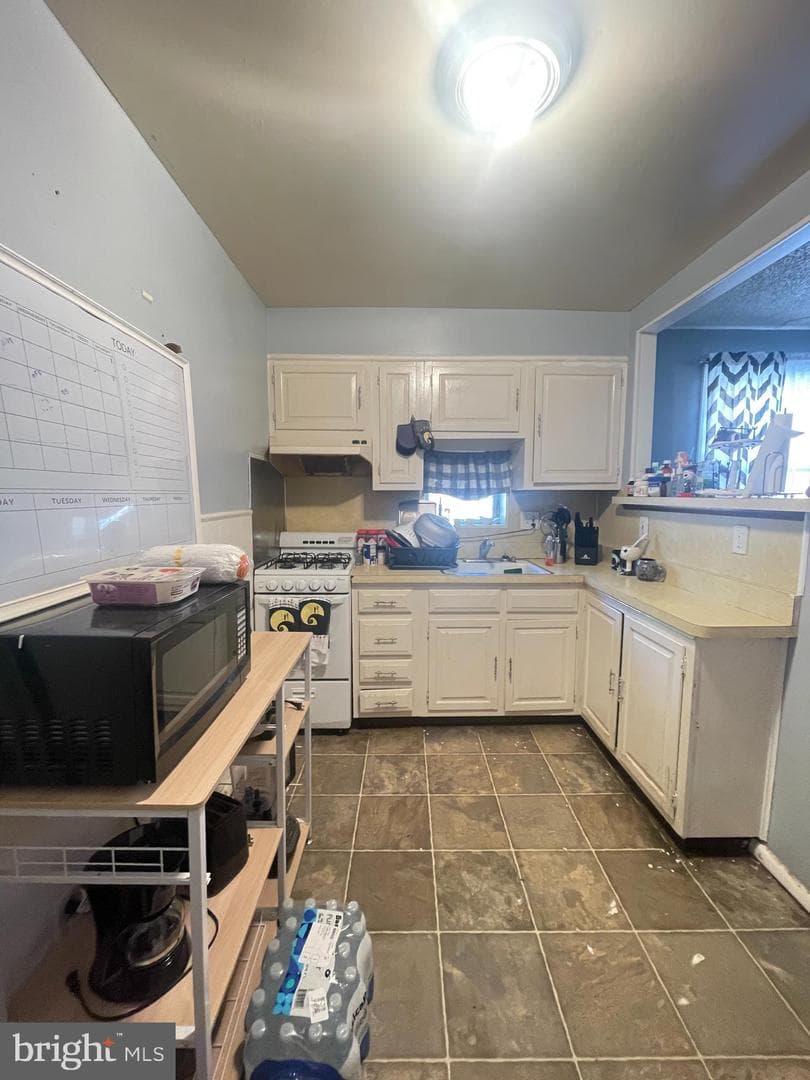 1245 Hale Street photo 8