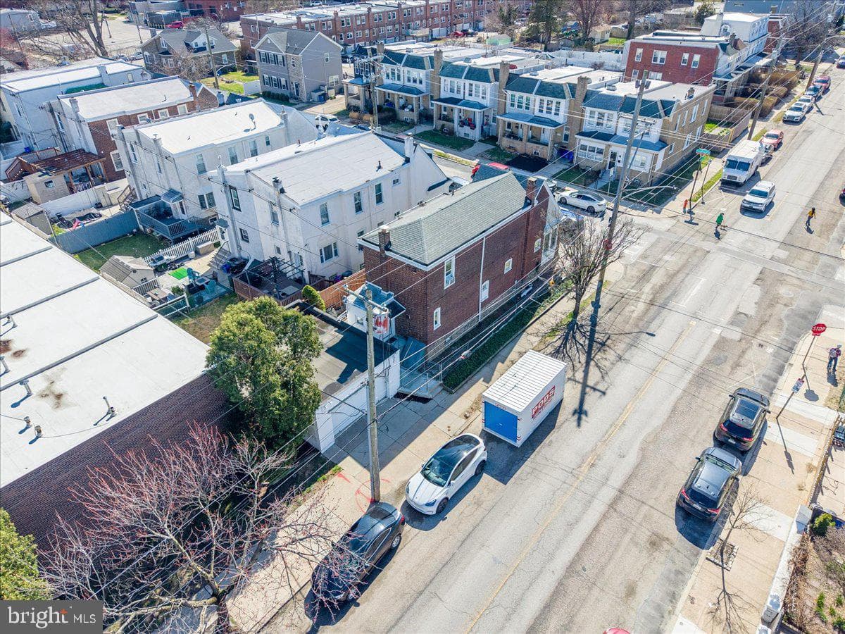 4260 Houghton Street photo 29