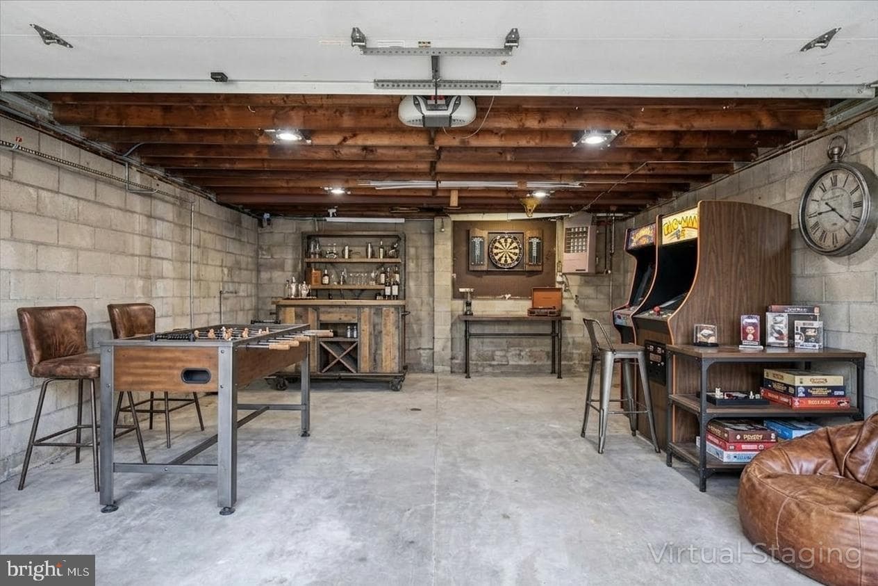 4260 Houghton Street photo 8