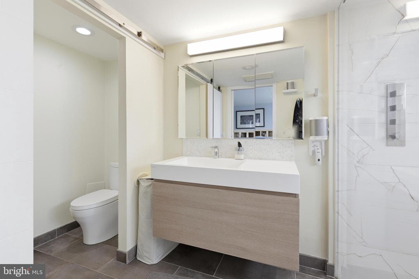 200 Lombard Street #717 photo 21