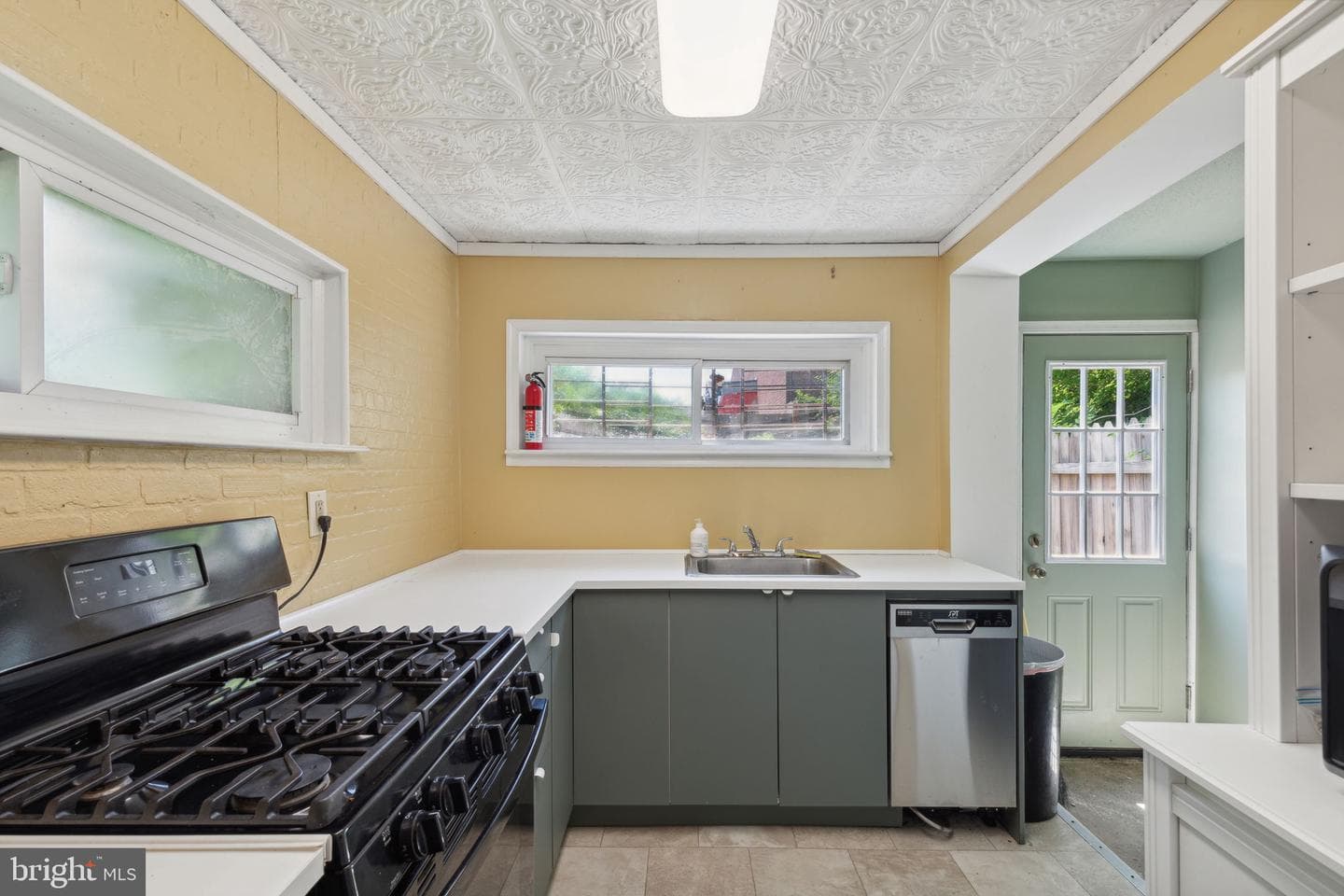 2651 Martha St photo 10