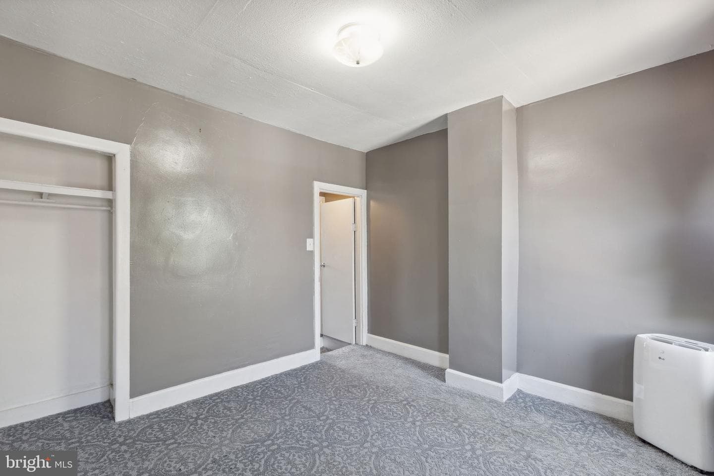 2651 Martha St photo 16