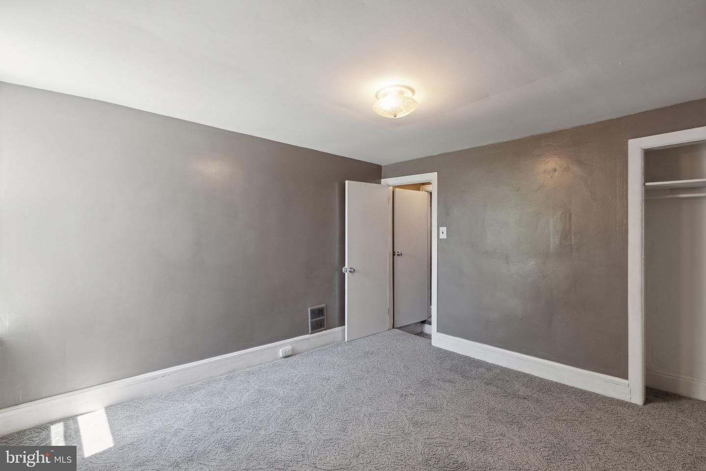 2651 Martha St photo 21