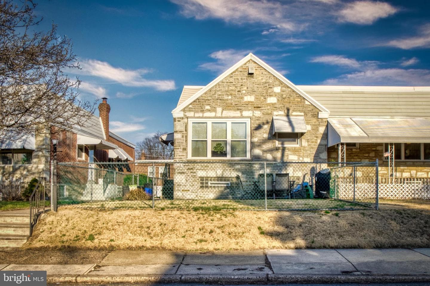8171 Lister Street photo 5