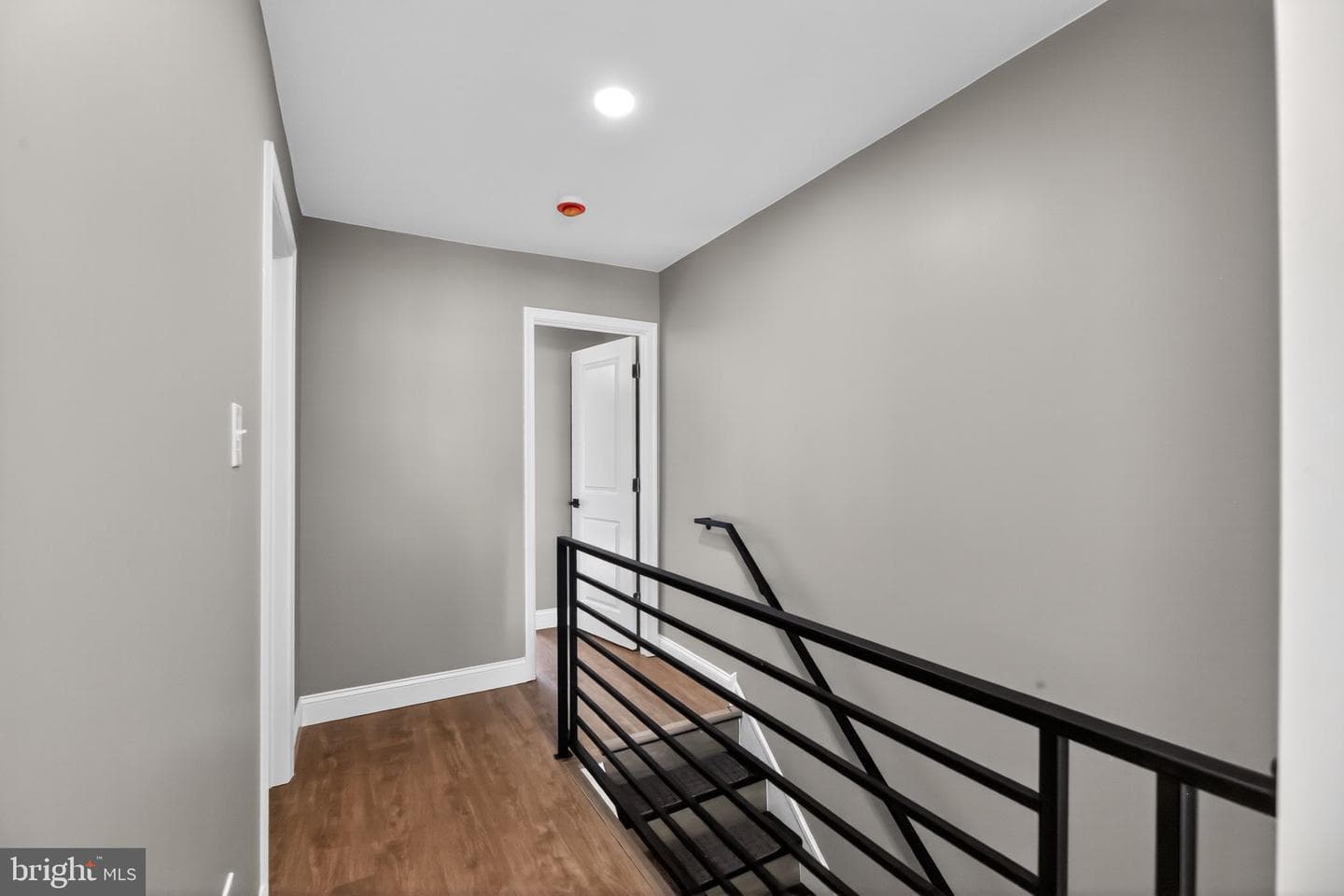6728 Guyer Avenue photo 14