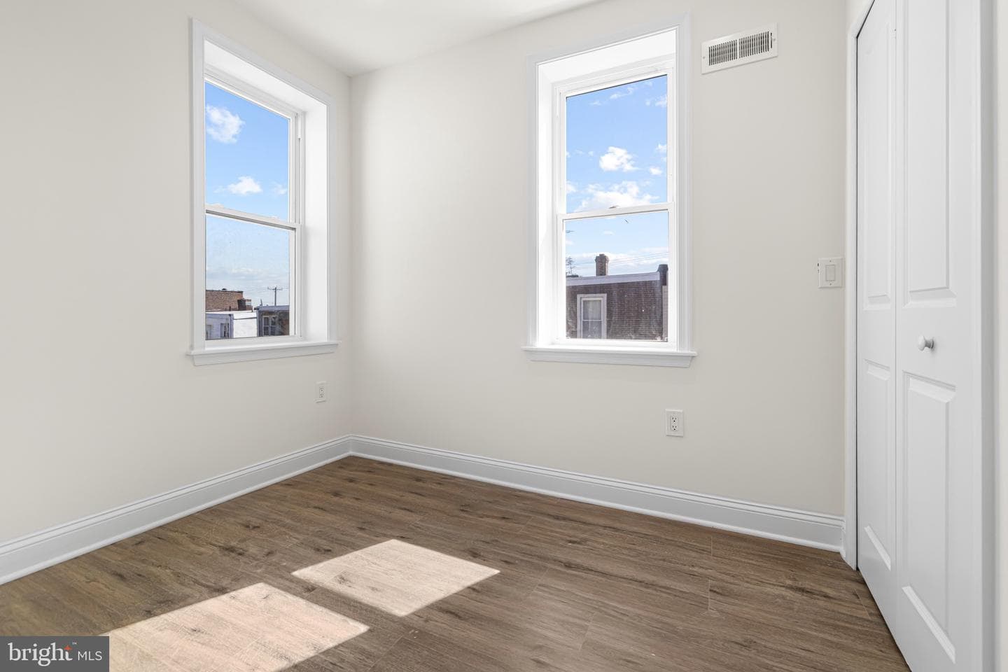 511 N Gross Street photo 12