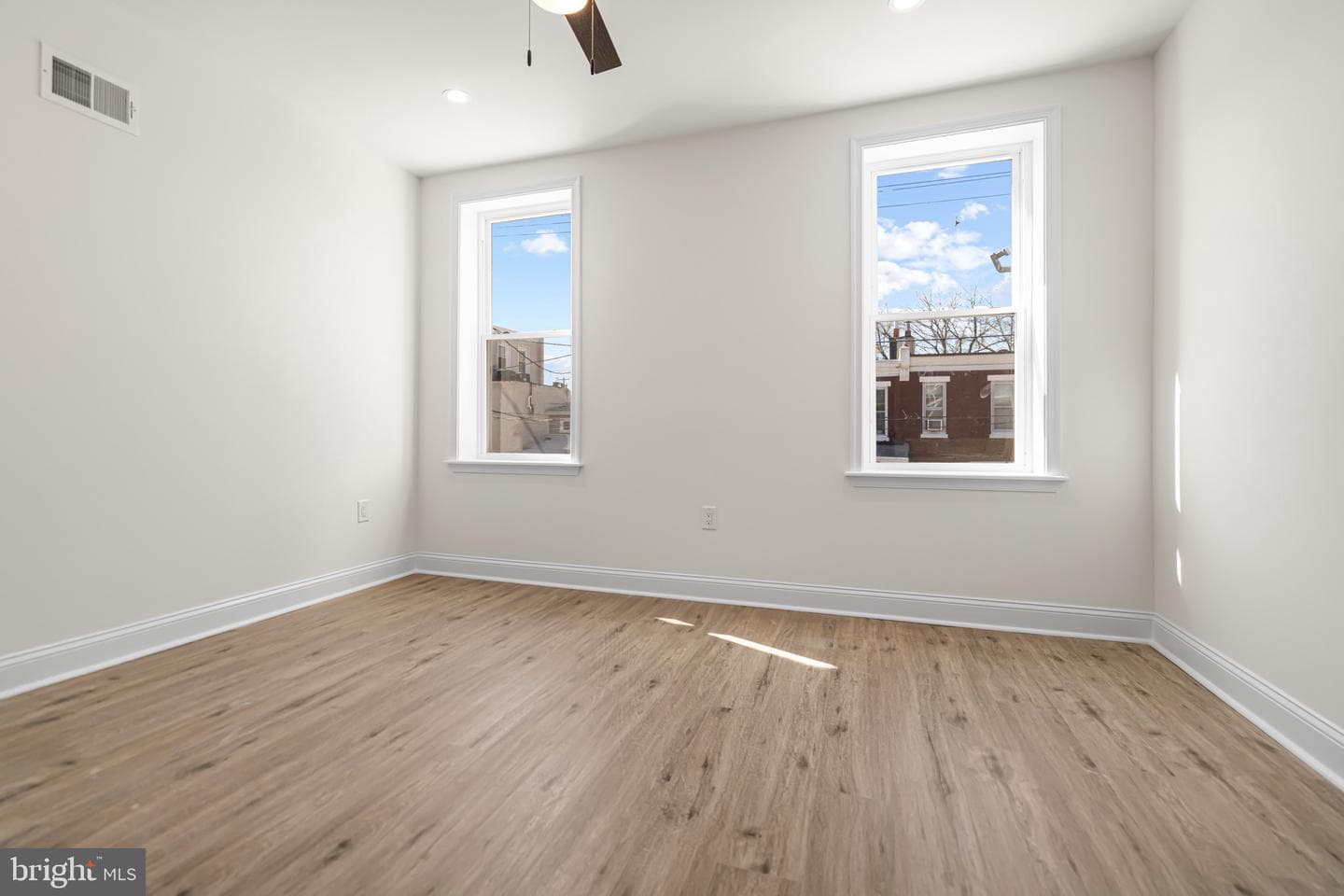511 N Gross Street photo 19