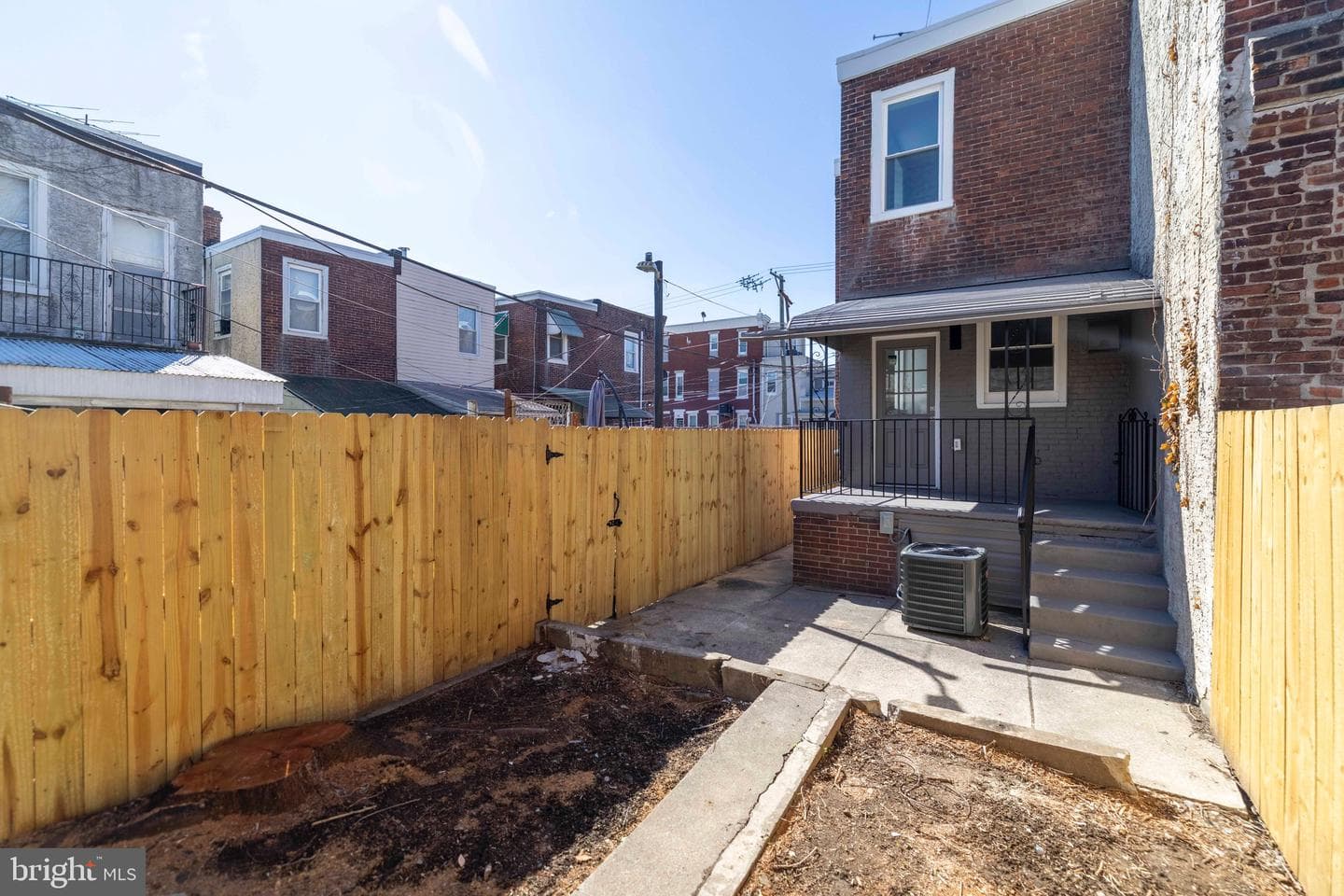 511 N Gross Street photo 27