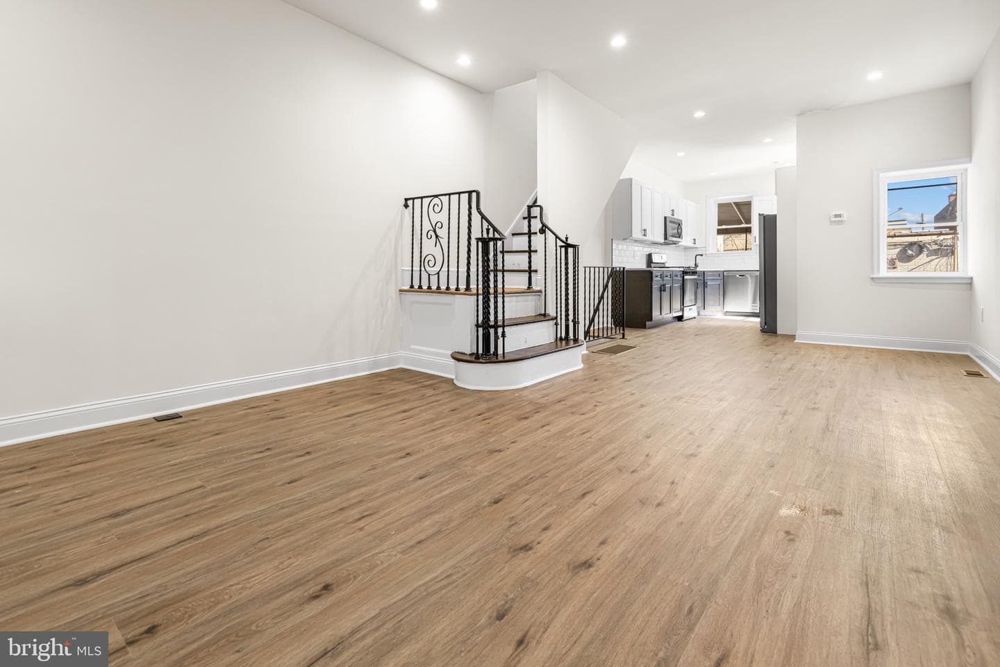 511 N Gross Street photo 4