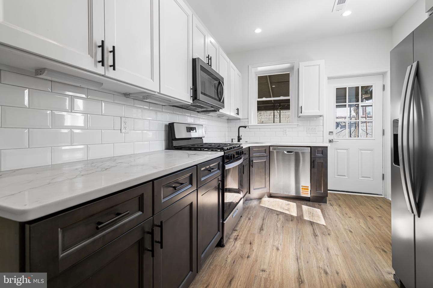 511 N Gross Street photo 8