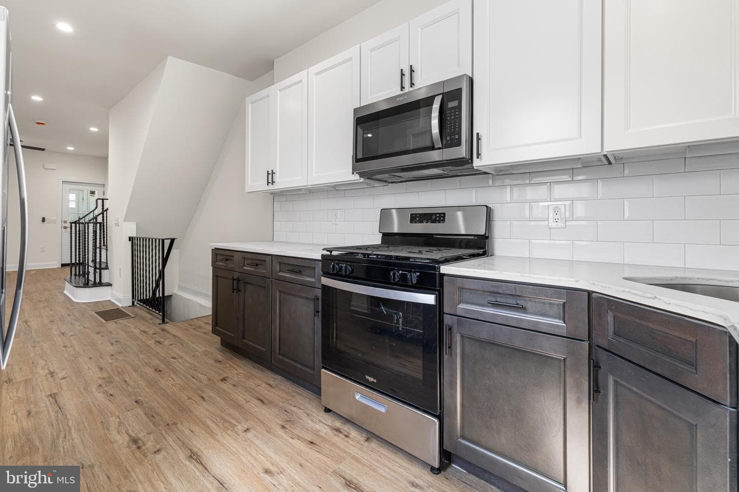 511 N Gross Street photo 9