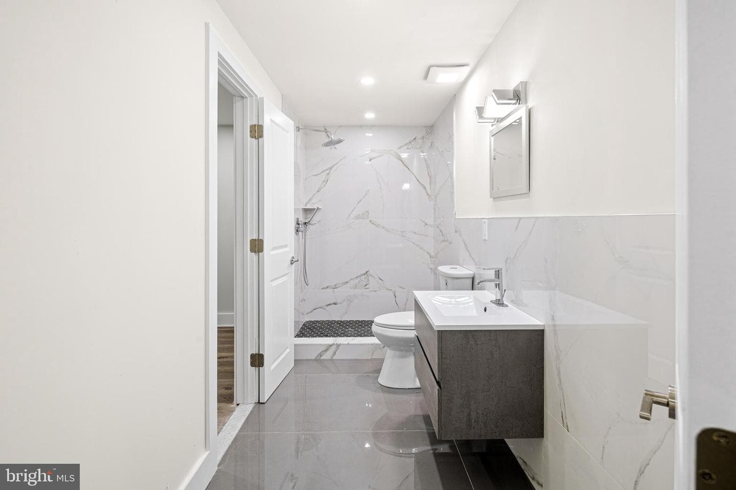 38 Magnolia Place photo 18