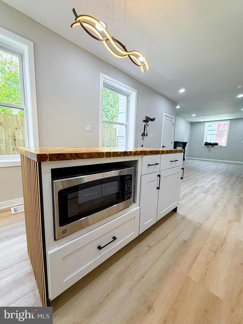 1630 N Newkirk Street photo 30