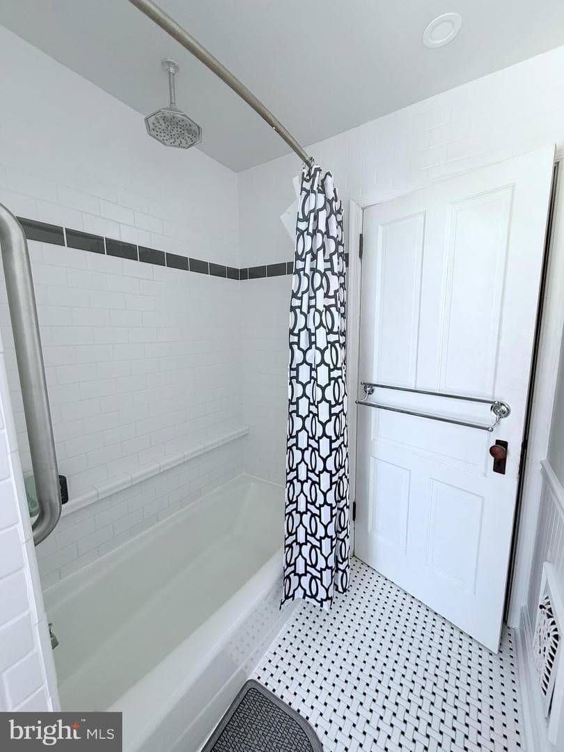 526 Arthur Street photo 9