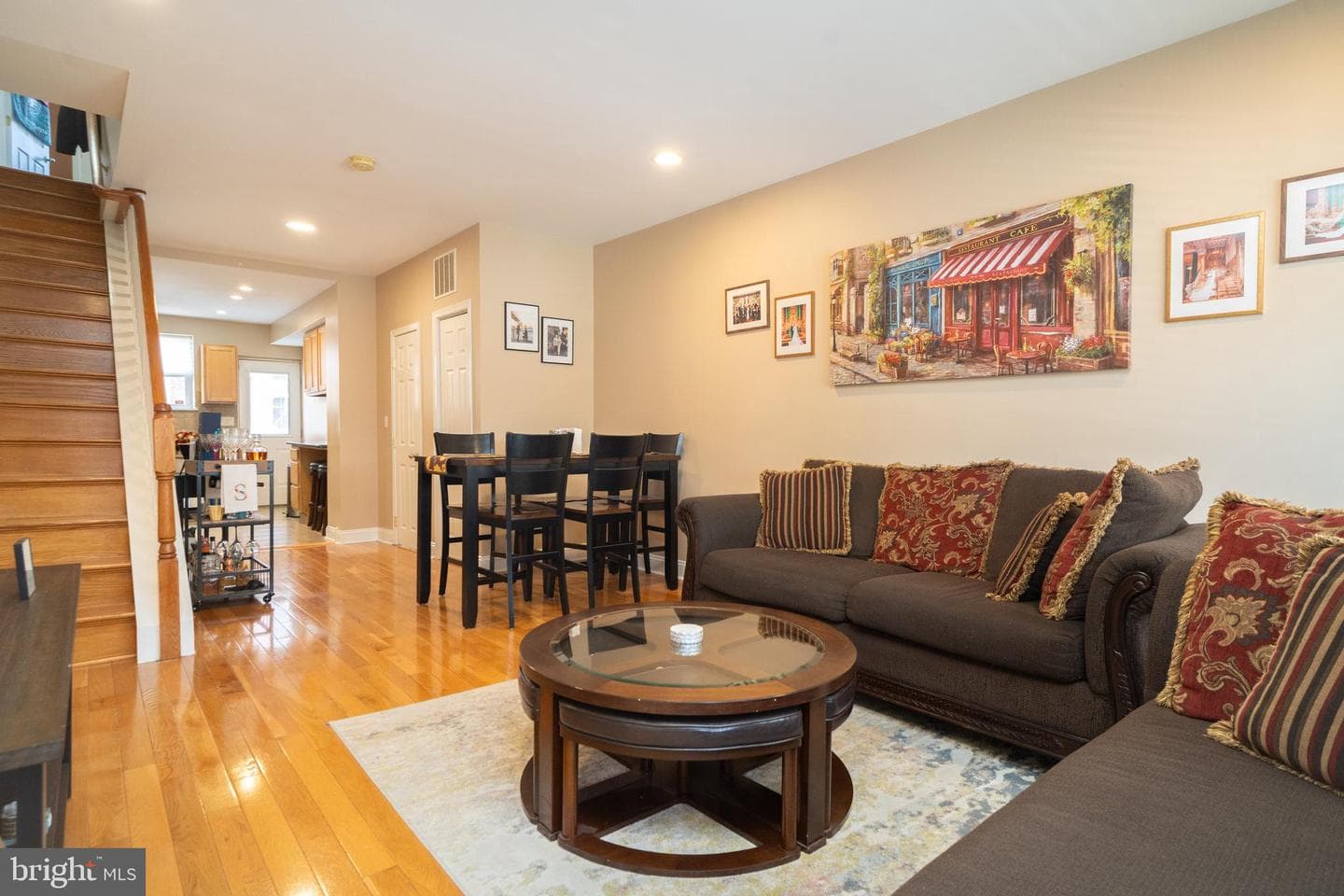 2352 S Lee Street photo 3