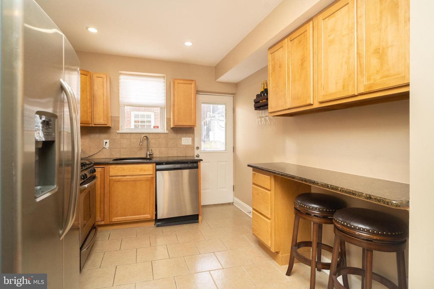 2352 S Lee Street photo 6