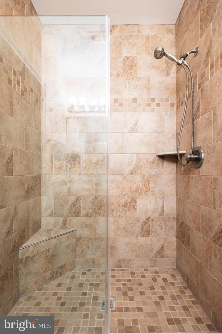 304 Captains Way photo 29