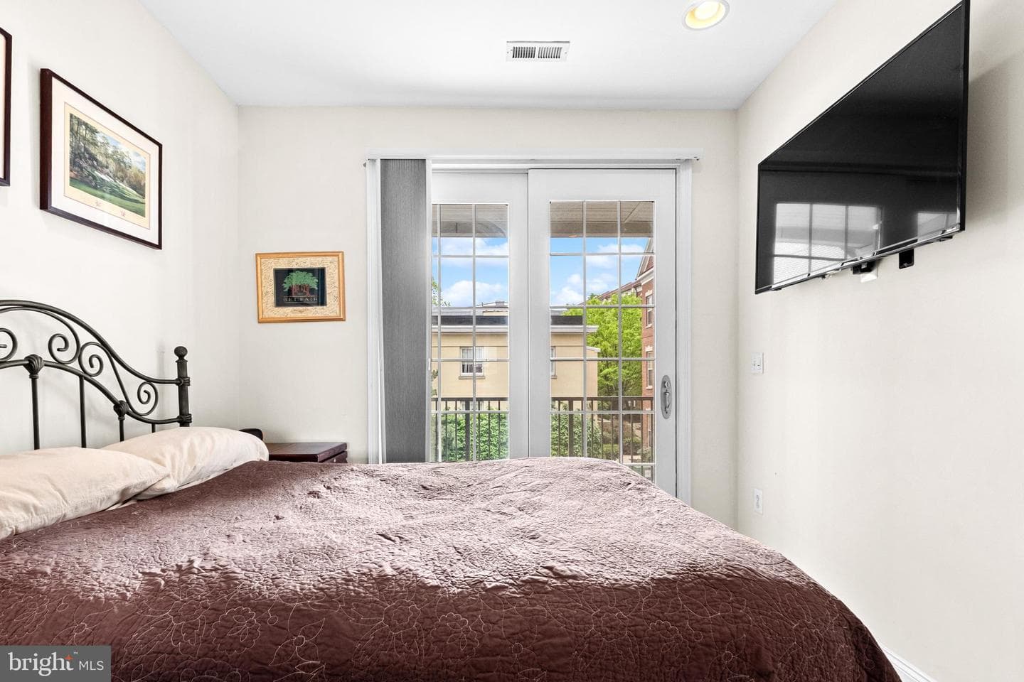 304 Captains Way photo 32